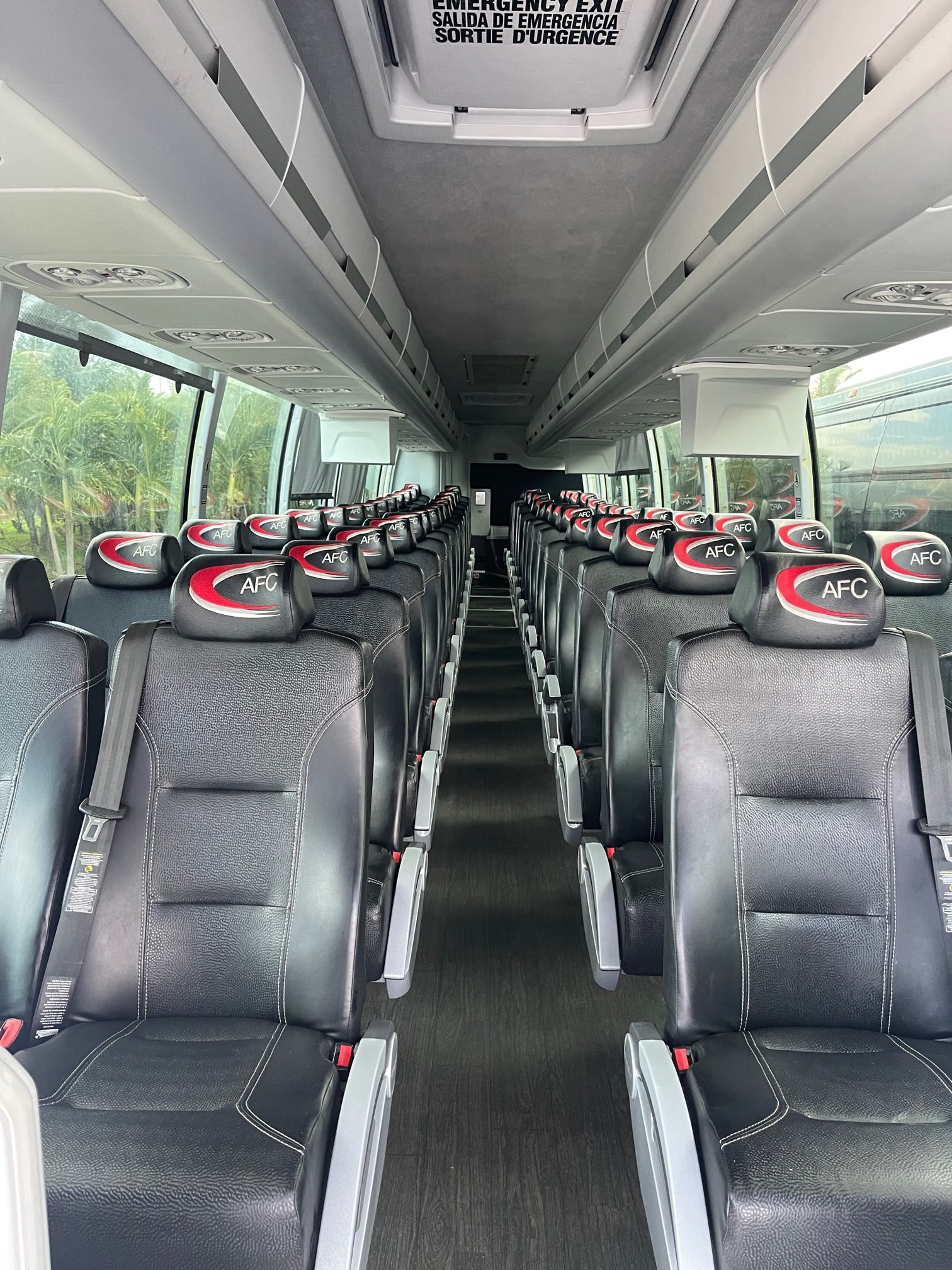 2019 VOLVO INTERIOR 1 (2)